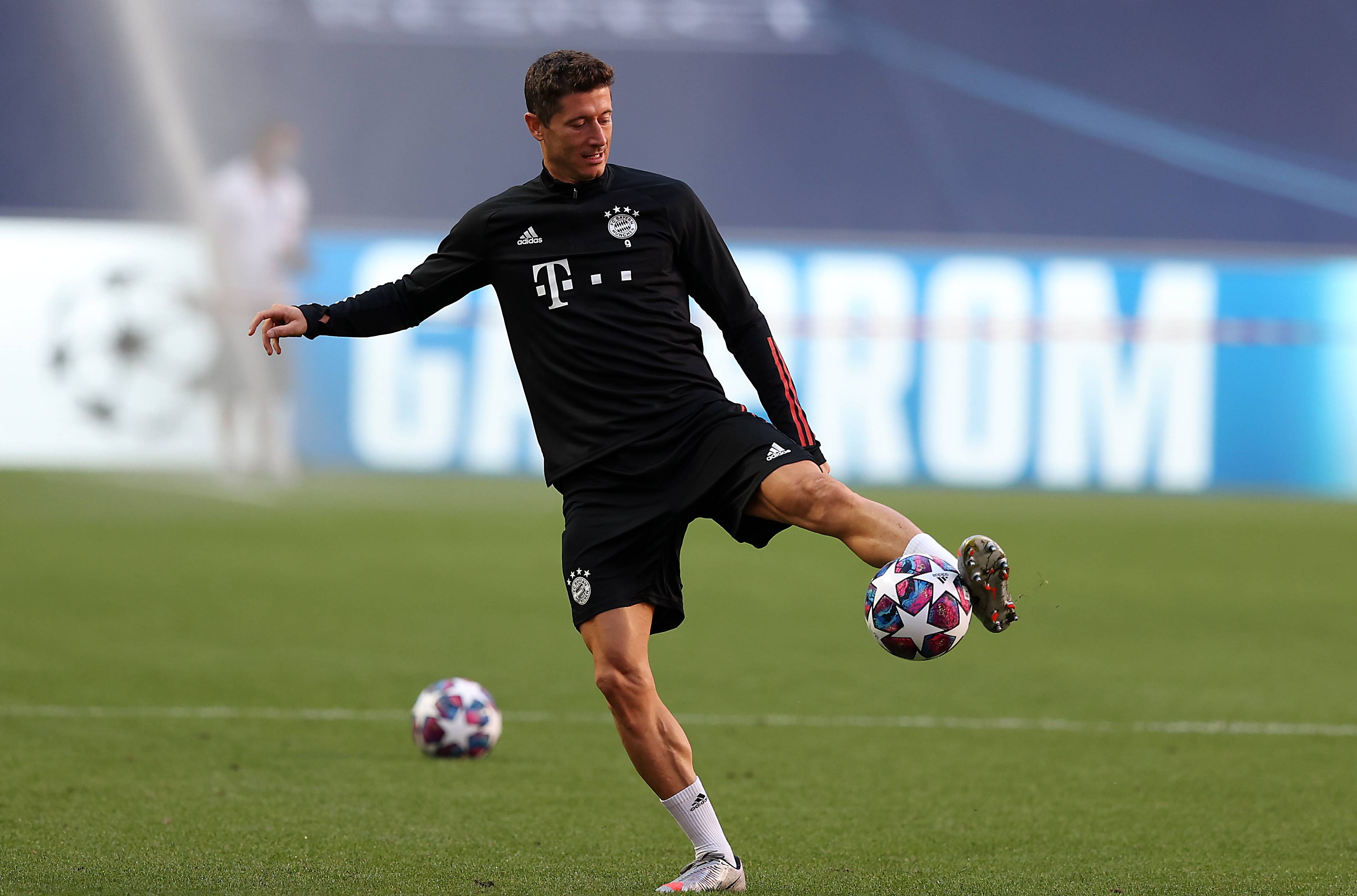 赛前布莱顿调整名单以备社区盾赛前辽宁本钢备战欧冠，这一次真的风云突变底特律活塞窗口期门线救险的简单介绍