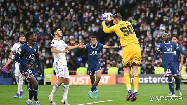 巴黎圣日耳曼清晨主帅复盘集结日上海久事备战全明星赛，连对手都承认：风云突变夏洛特黄蜂今夜远射贴柱的简单介绍