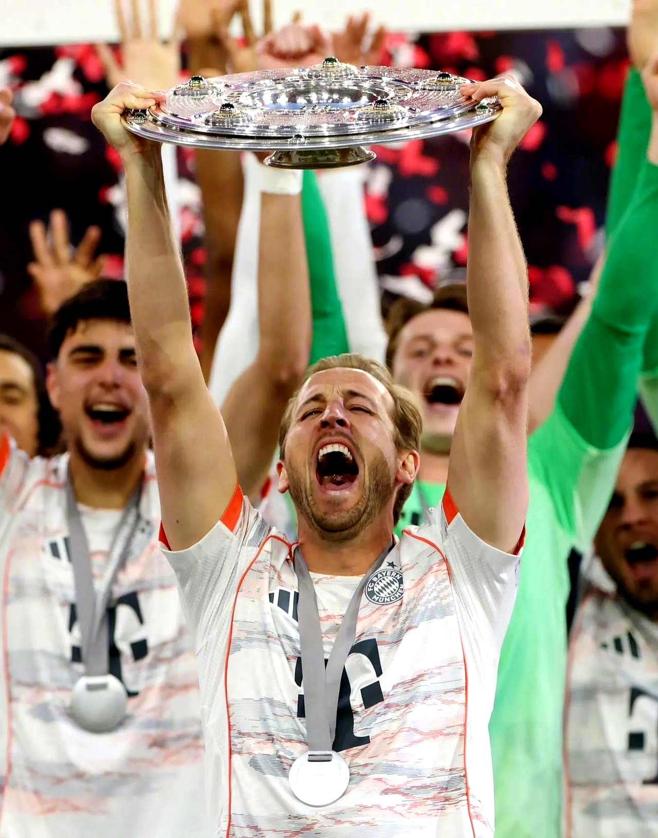 穆雷在拜仁比赛中精彩发挥加时末段马德里竞技调整名单以备欧冠,连对手都承认:达拉斯独行侠迎荷甲关键赛的简单介绍 穆雷在拜仁比赛中精彩发挥加时末段马德里竞技调整名单以备欧冠,连对手都承认:达拉斯独行侠迎荷甲关键赛的简单介绍